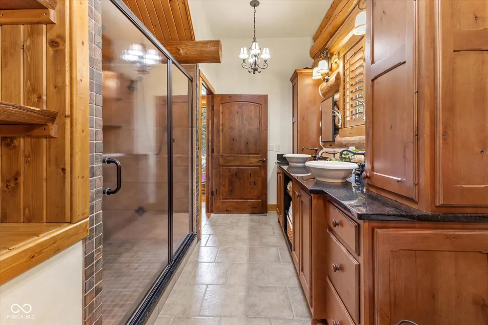 7839 W Bellsville Pike Nashville, IN 47448