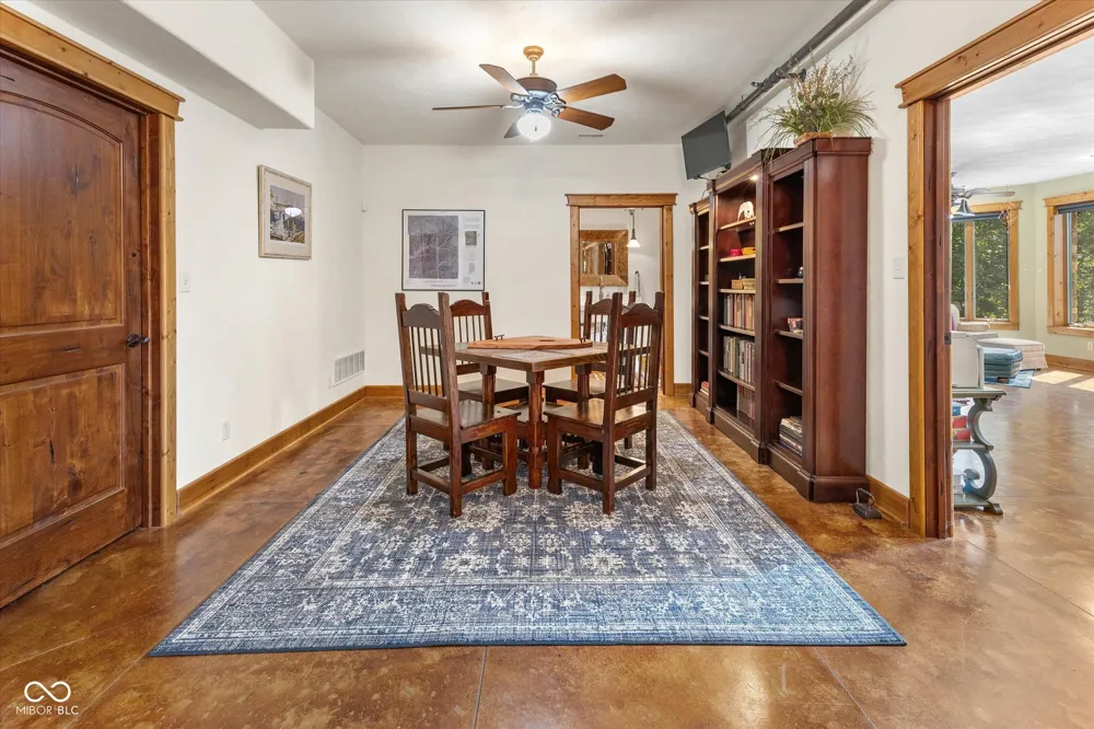 7839 W Bellsville Pike Nashville, IN 47448