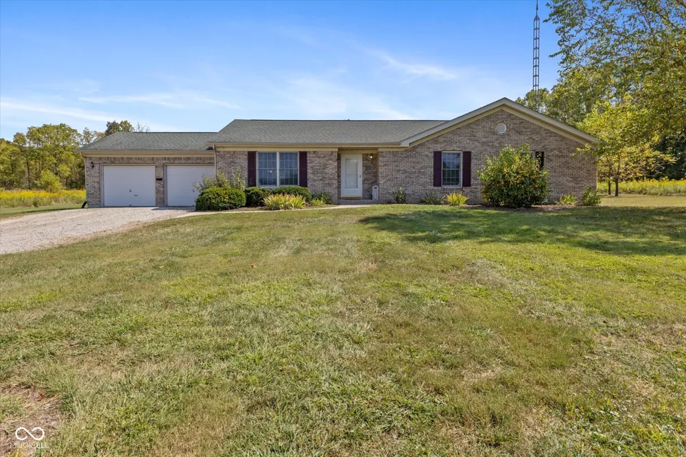 7839 W Bellsville Pike Nashville, IN 47448