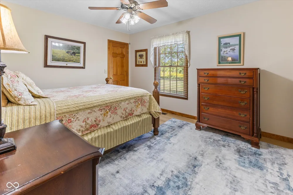 7839 W Bellsville Pike Nashville, IN 47448