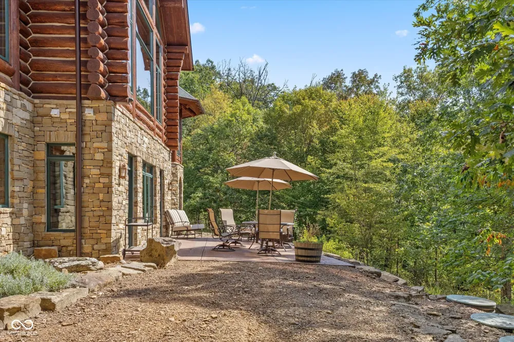 7839 W Bellsville Pike Nashville, IN 47448