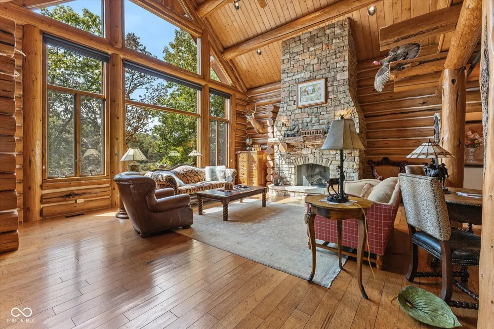 7839 W Bellsville Pike Nashville, IN 47448