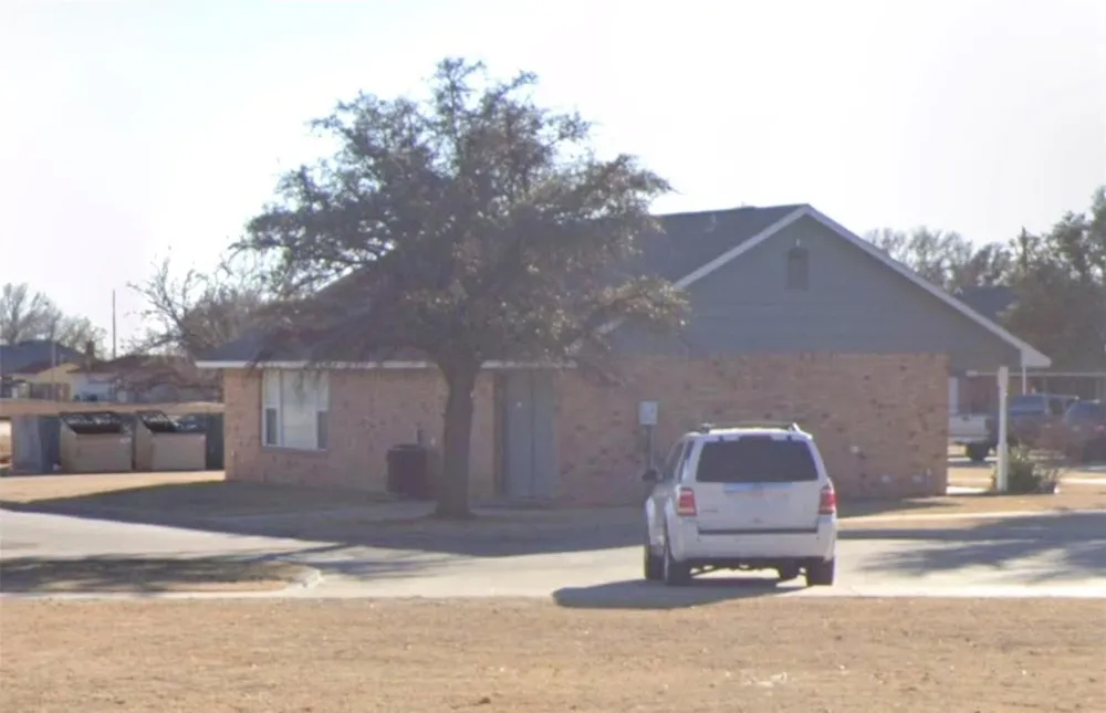 610 W 8th Street Idalou, TX 79329
