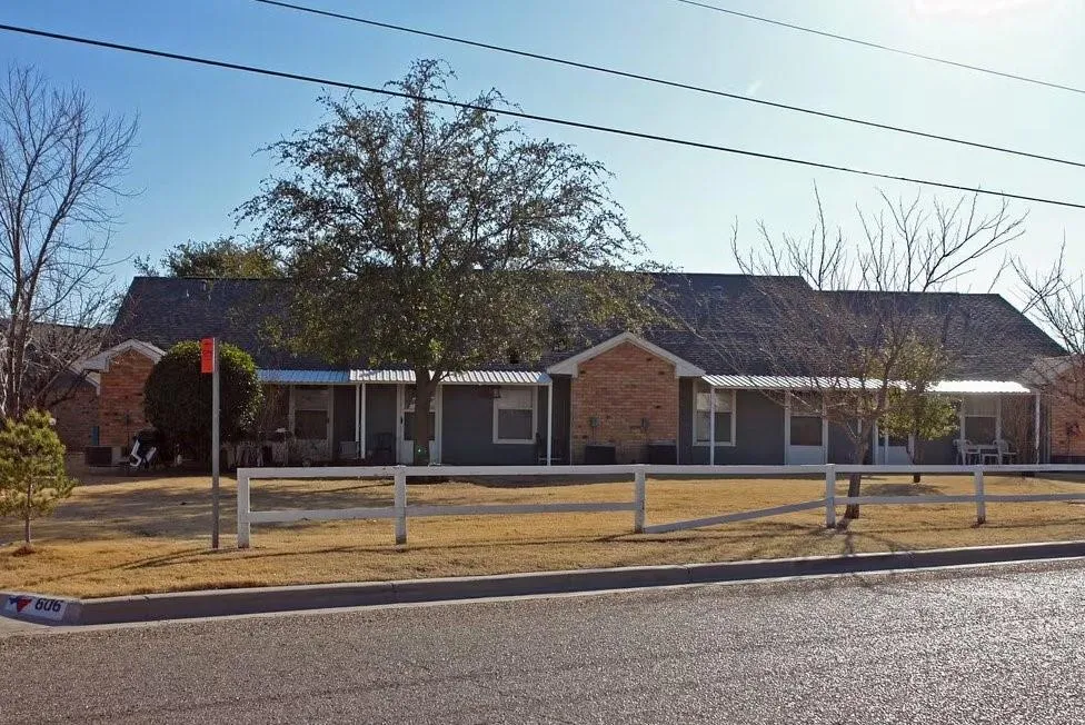 610 W 8th Street Idalou, TX 79329