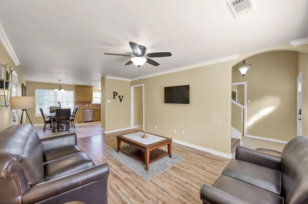 125 Pine Street Prairie View, TX 77445