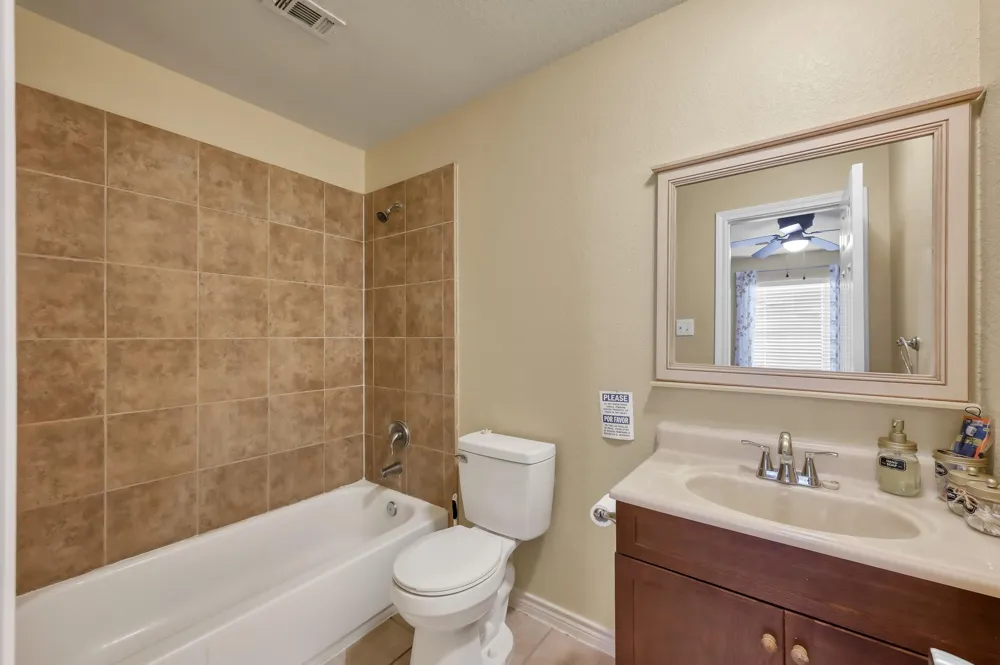 125 Pine Street Prairie View, TX 77445