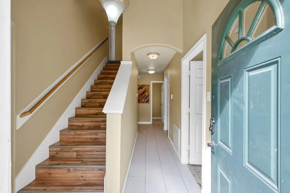 125 Pine Street Prairie View, TX 77445