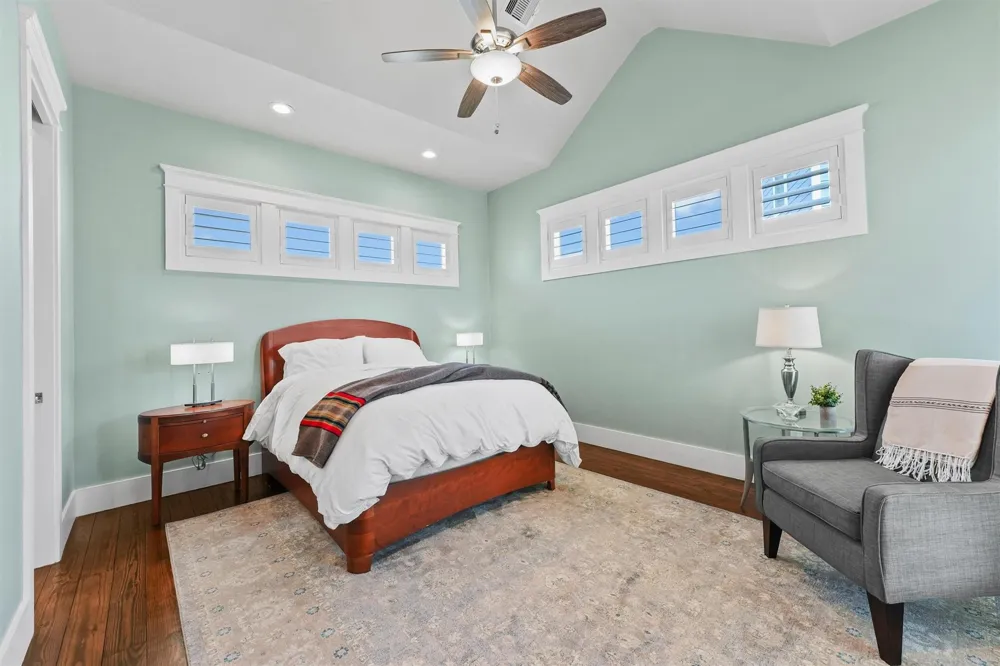 25102 Sausalito Drive Galveston, TX 77554