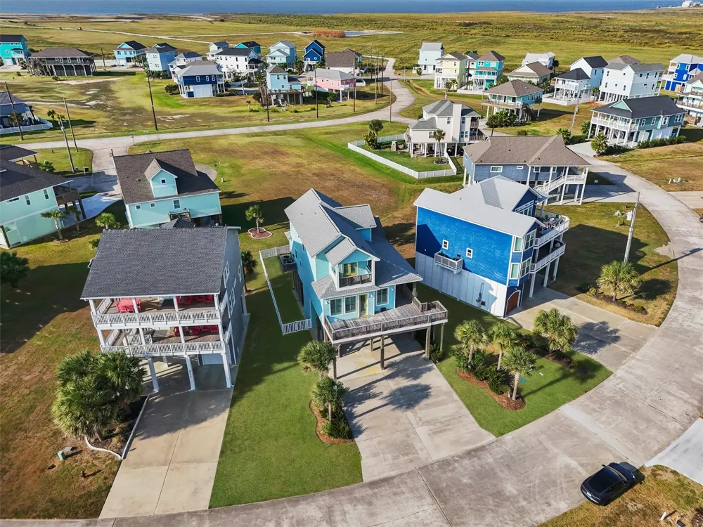 25102 Sausalito Drive Galveston, TX 77554