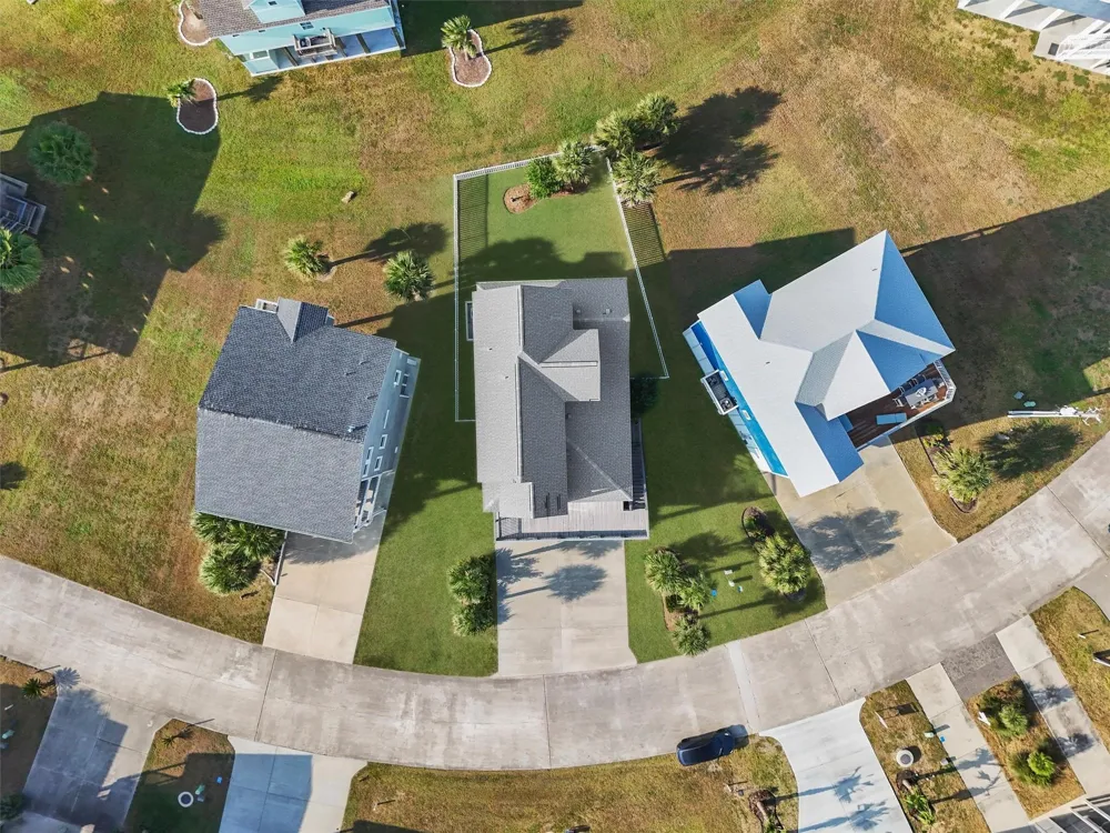 25102 Sausalito Drive Galveston, TX 77554