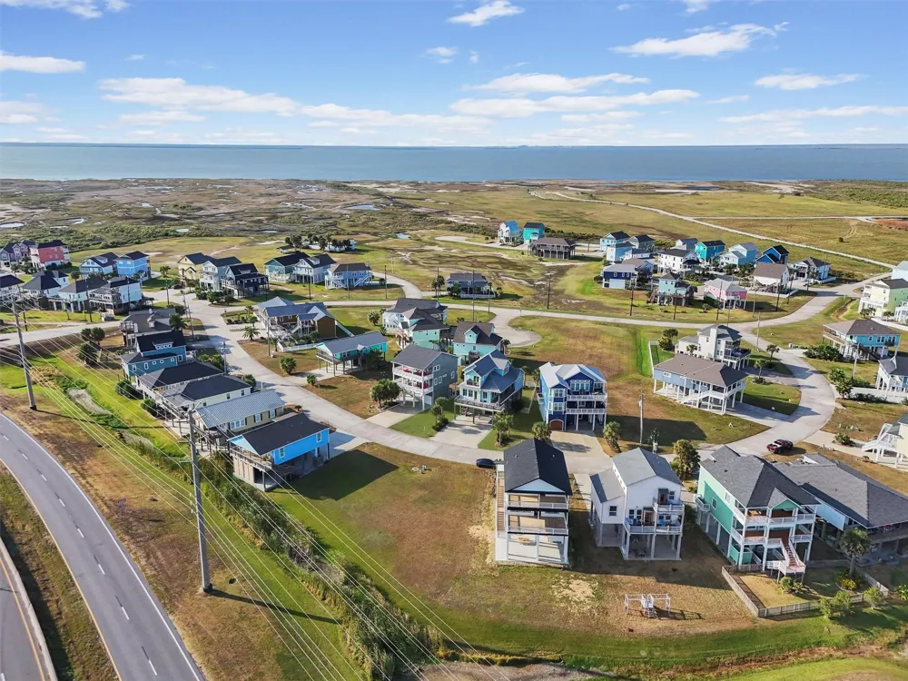 25102 Sausalito Drive Galveston, TX 77554