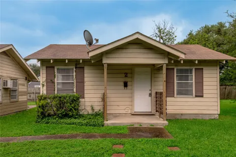 700 Gray Street #2