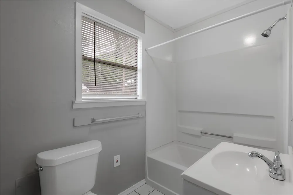 700 Gray Street #2 Huntsville, TX 77320