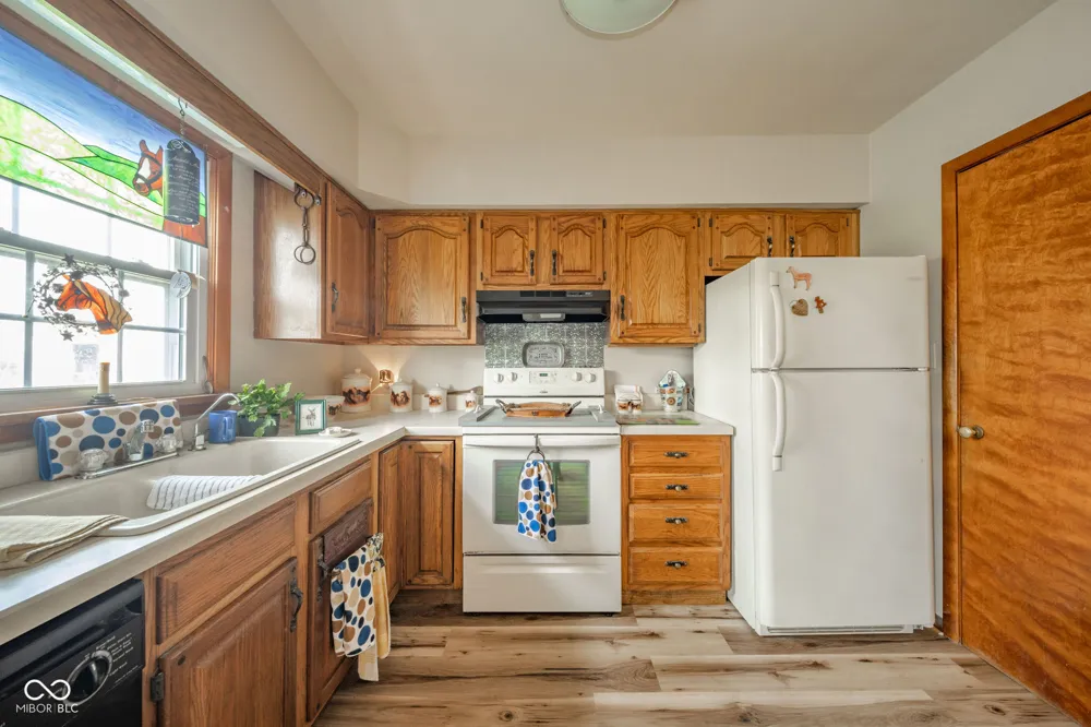 11910 S County Road 800 W Daleville, IN 47334