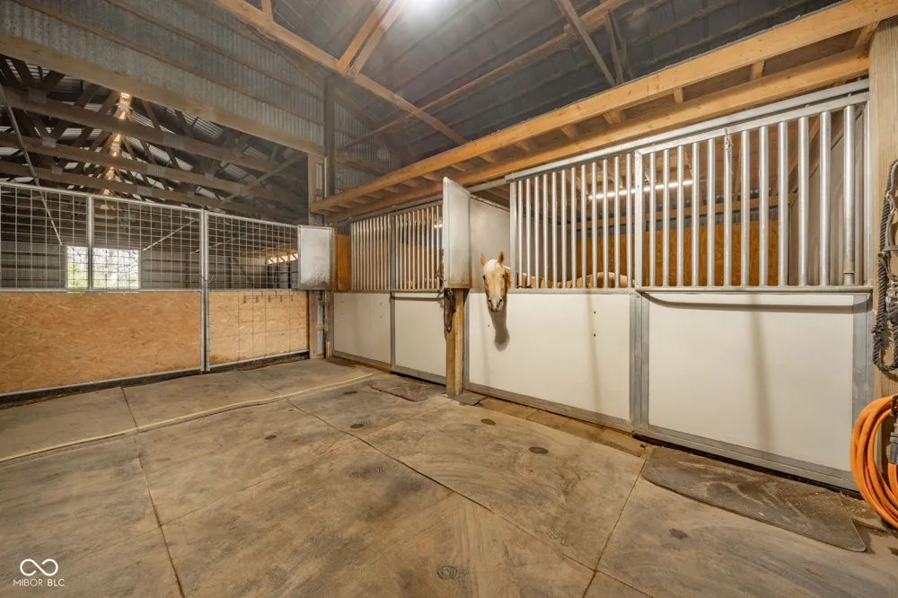 11910 S County Road 800 W Daleville, IN 47334