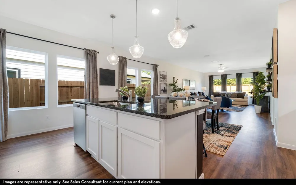 4636 Mesquite Trail Blush Pinehurst, TX 77362