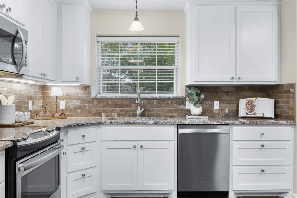 705 Palmer Street Rockdale, TX 76567