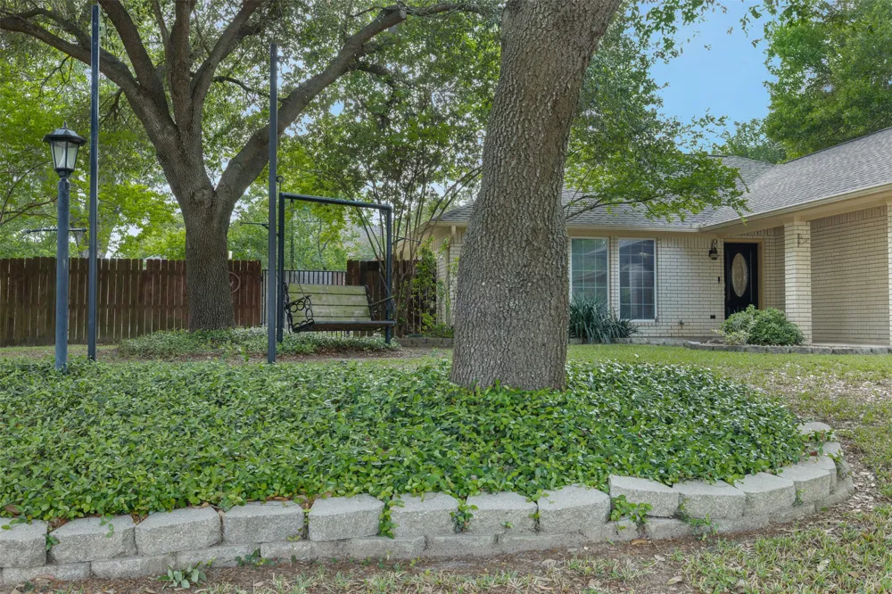 705 Palmer Street Rockdale, TX 76567