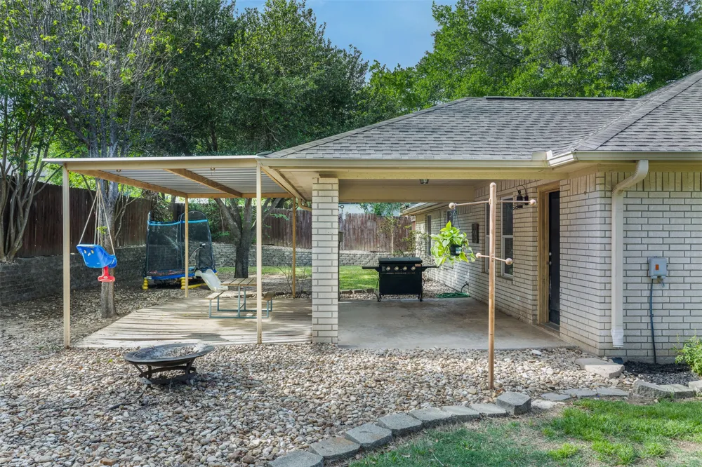 705 Palmer Street Rockdale, TX 76567