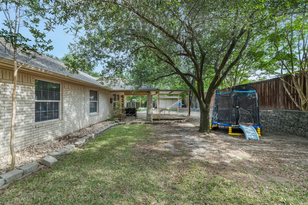 705 Palmer Street Rockdale, TX 76567