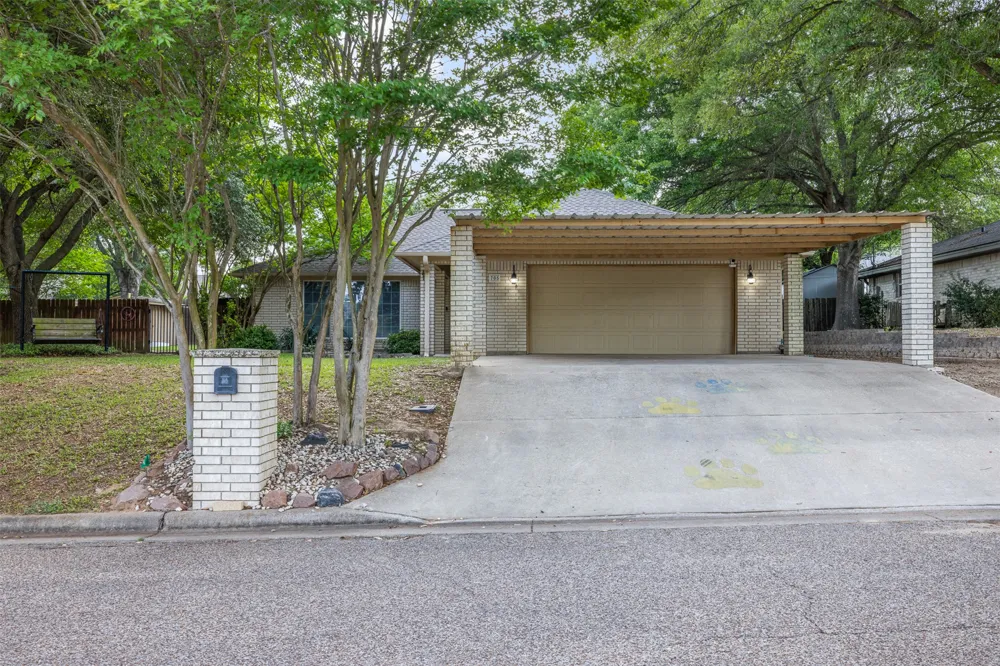 705 Palmer Street Rockdale, TX 76567