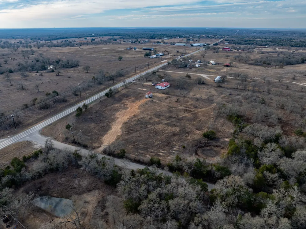 1056 High Grove Road Cedar Creek, TX 78612