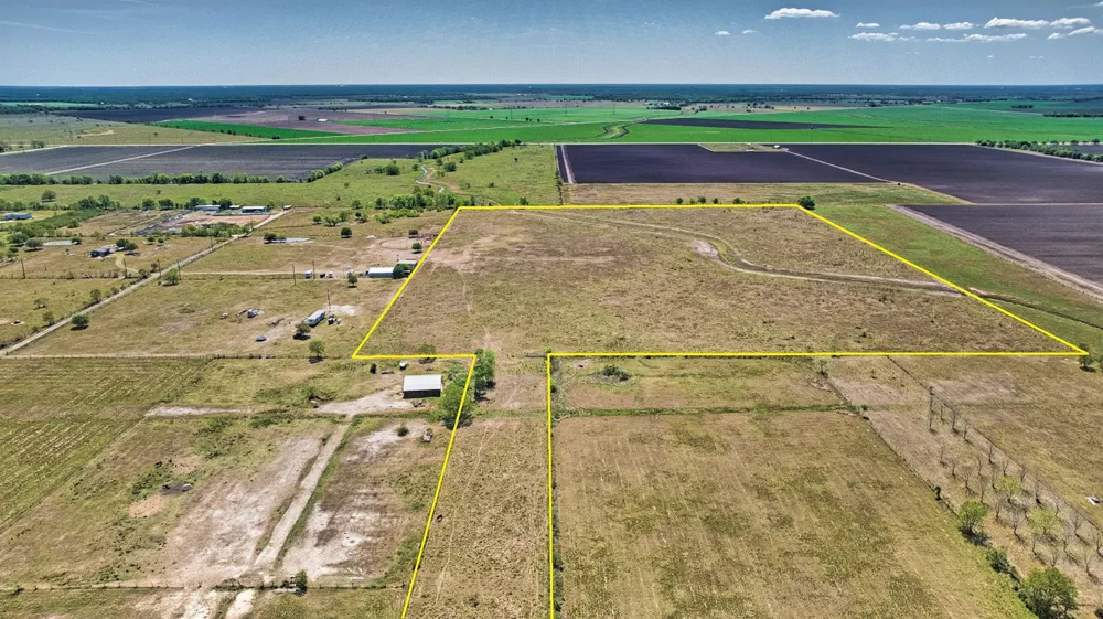 1 Beard Road Needville, TX 77461