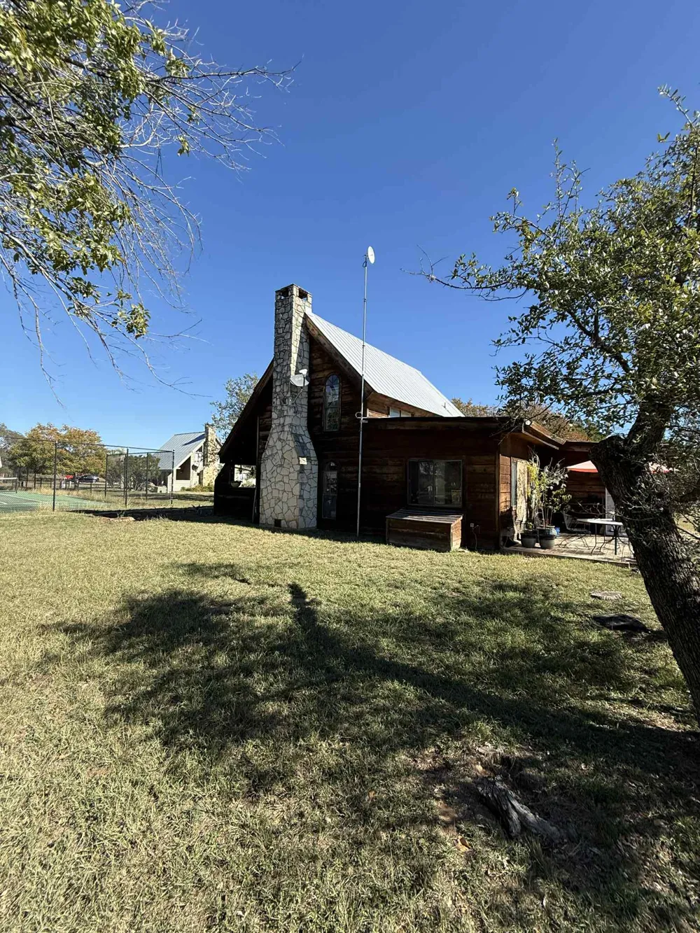 206 Topspin Drive Spicewood, TX 78669