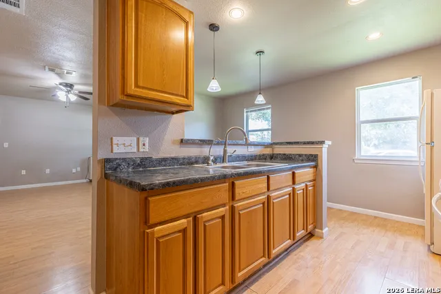 3727 Aragon Dr San Antonio, TX 78211