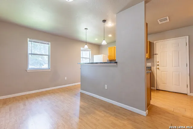 3727 Aragon Dr San Antonio, TX 78211