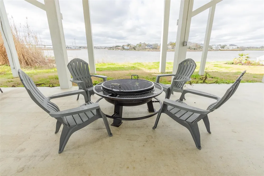 809 Todville Road Seabrook, TX 77586