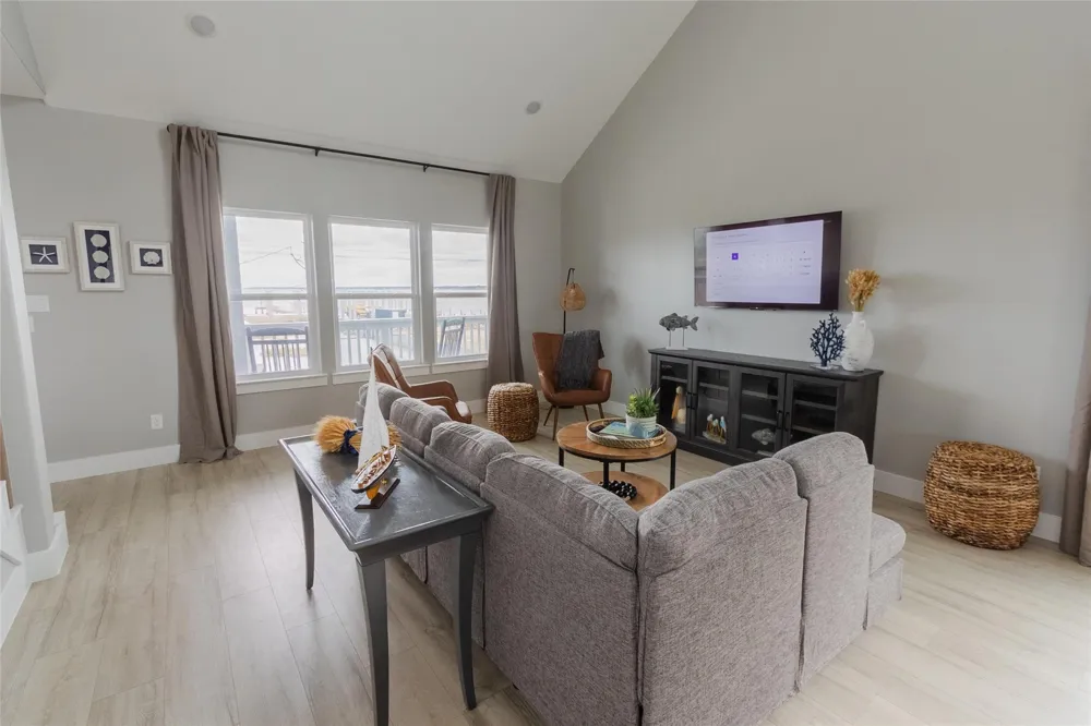 809 Todville Road Seabrook, TX 77586