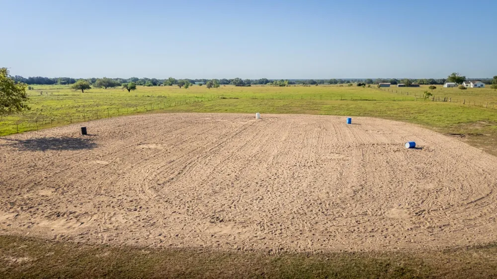 3971 Us Highway 77 S Hallettsville, TX 77964
