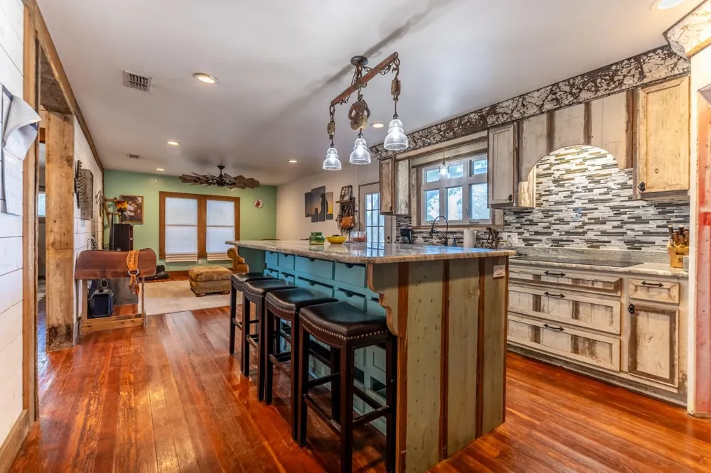 3971 Us Highway 77 S Hallettsville, TX 77964