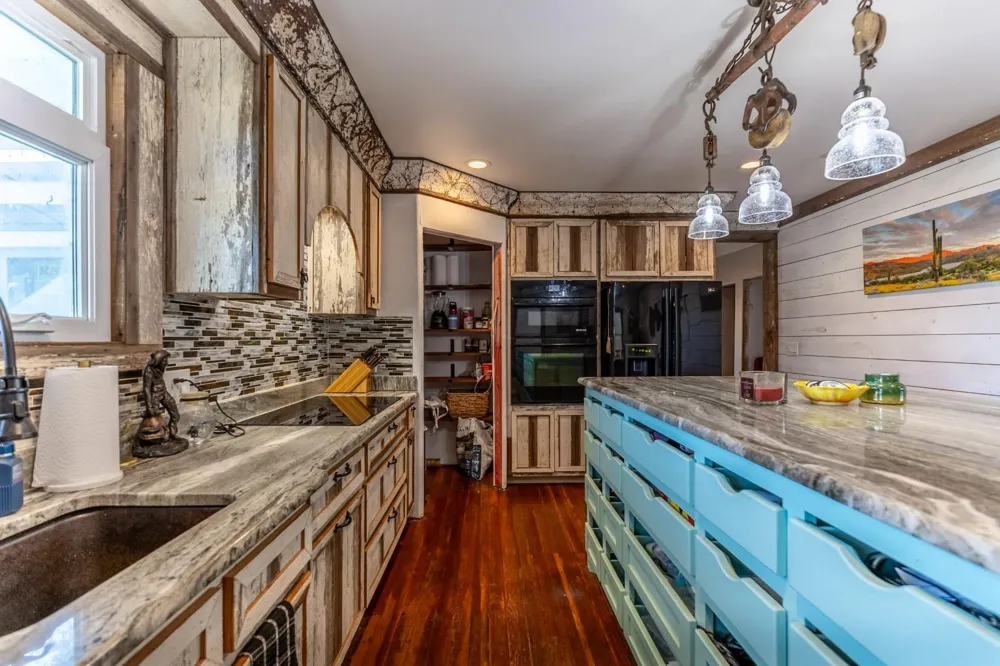 3971 Us Highway 77 S Hallettsville, TX 77964