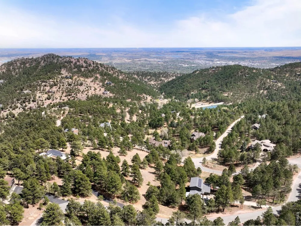 61 Wild Horse Circle Boulder, CO 80304