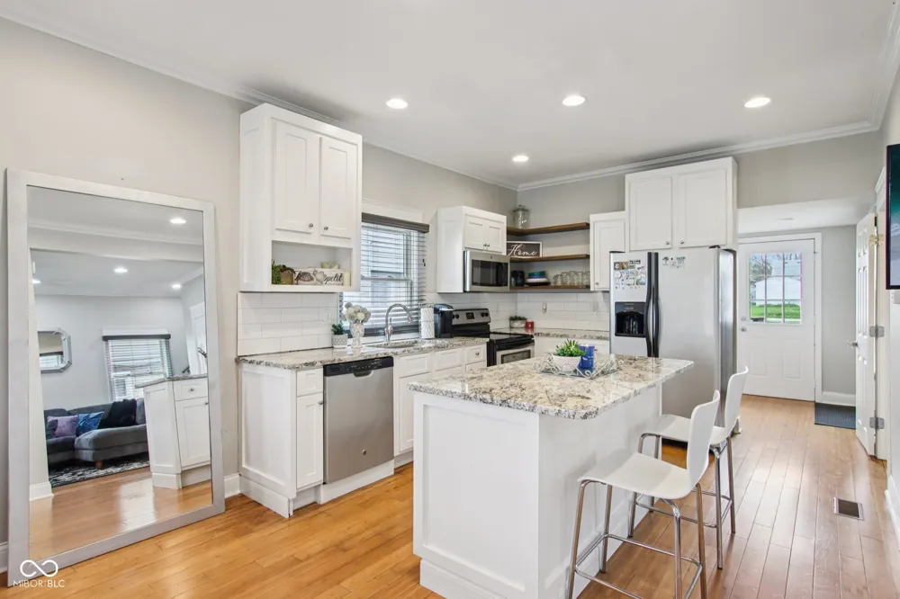 142 S 4th Avenue Beech Grove, IN 46107