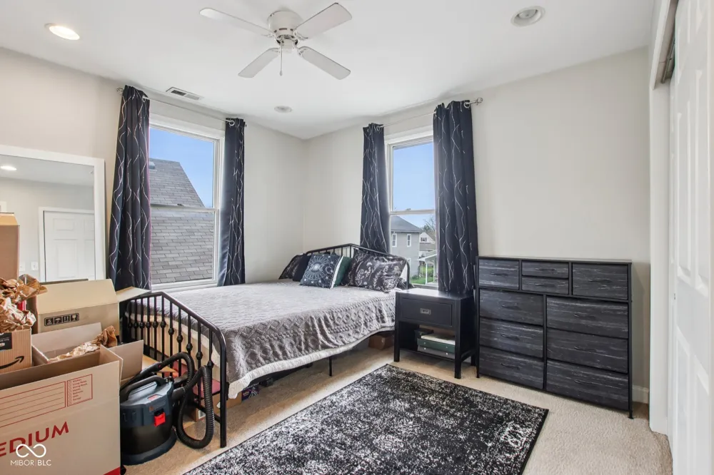 142 S 4th Avenue Beech Grove, IN 46107