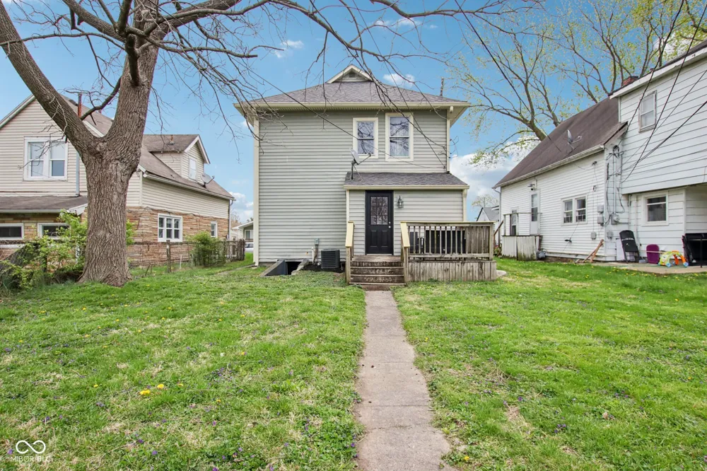 142 S 4th Avenue Beech Grove, IN 46107