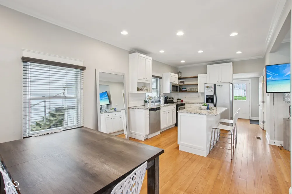 142 S 4th Avenue Beech Grove, IN 46107