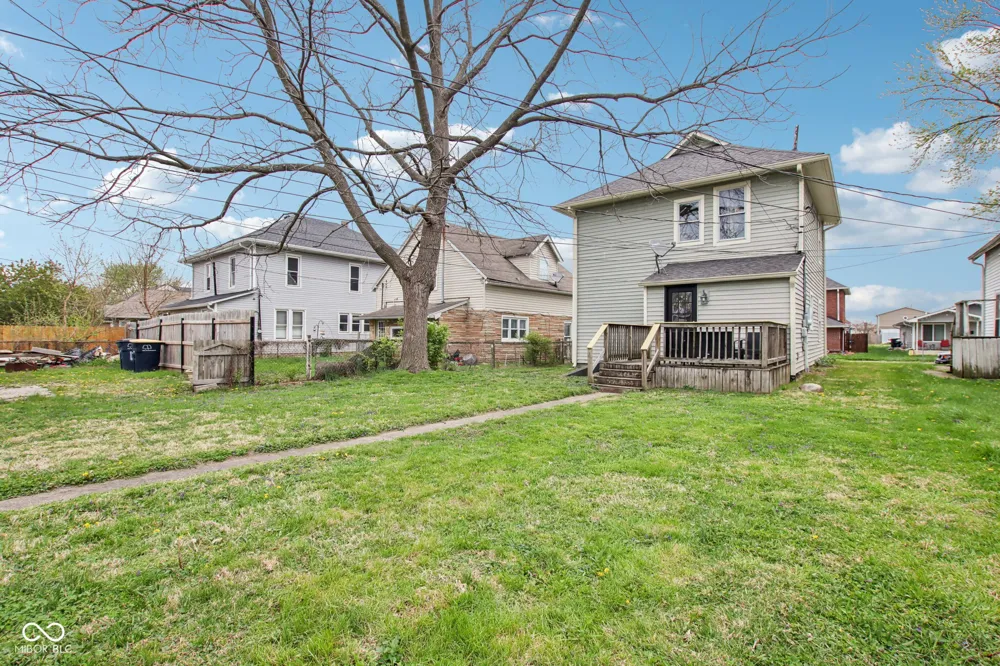 142 S 4th Avenue Beech Grove, IN 46107