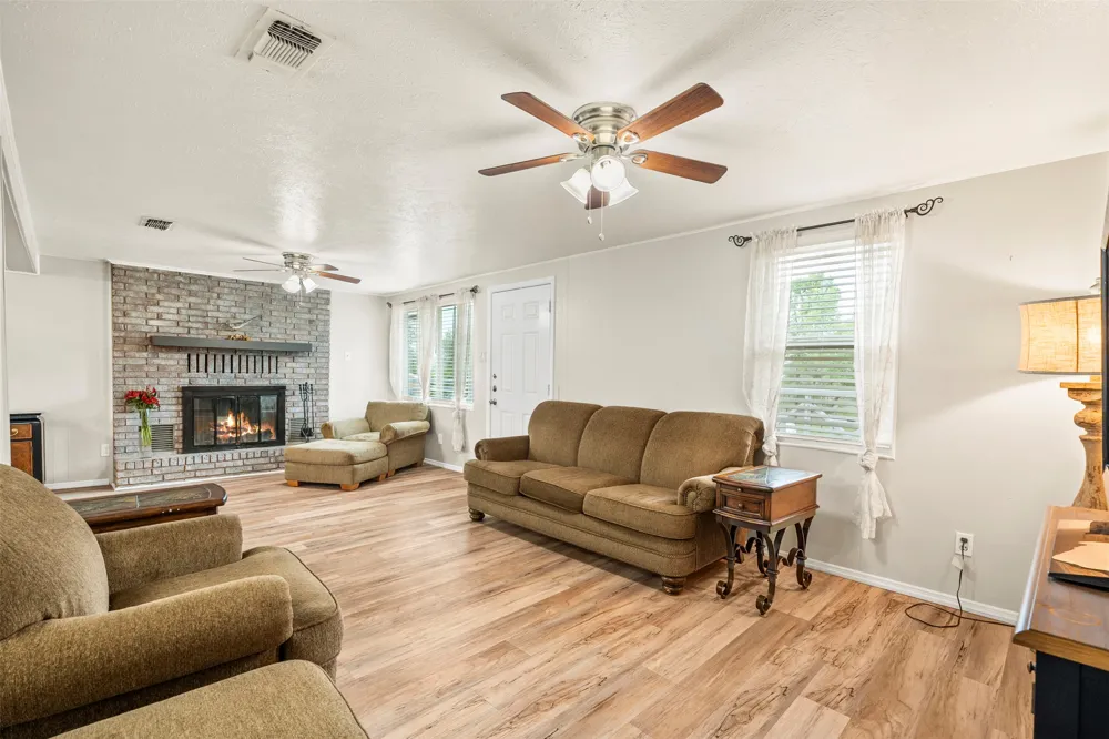 51 Cliffside Circle Belton, TX 76513