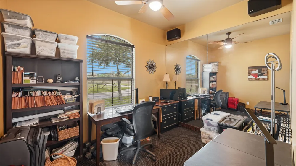 13661 E HIGHWAY 90 Kingsbury, TX 78638