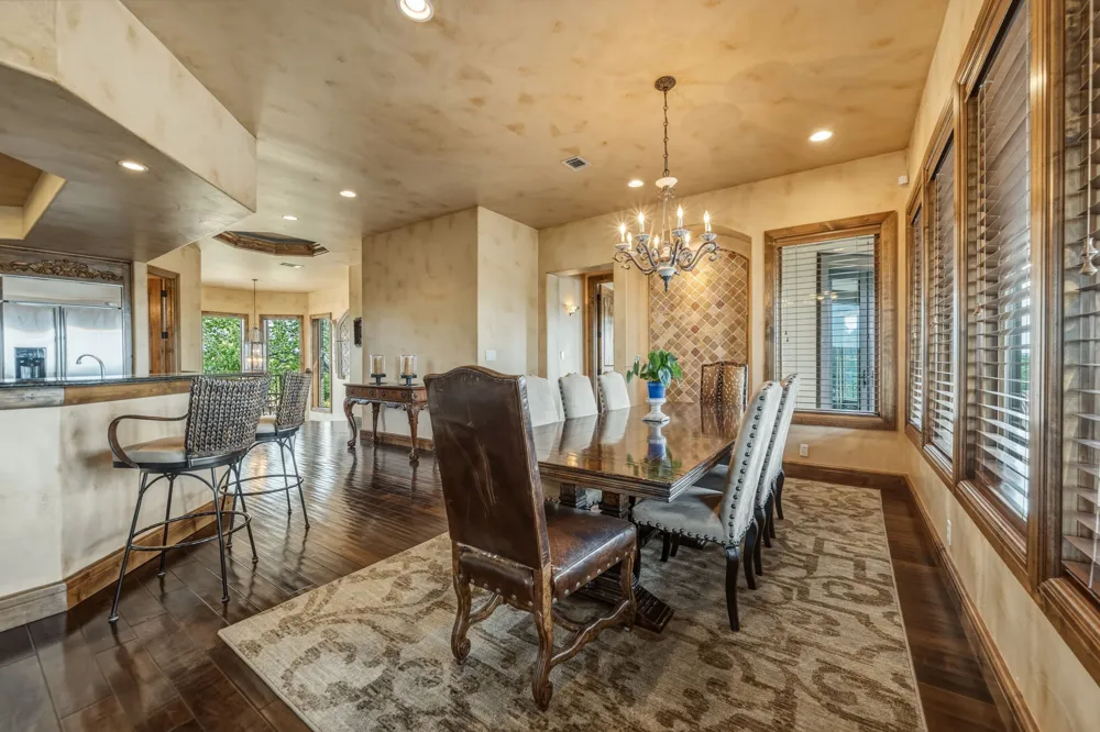 25110 River Road Spicewood, TX 78669