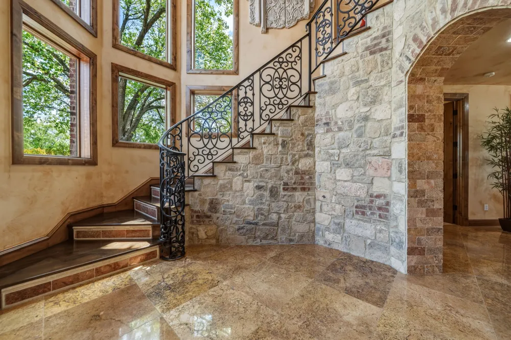 25110 River Road Spicewood, TX 78669