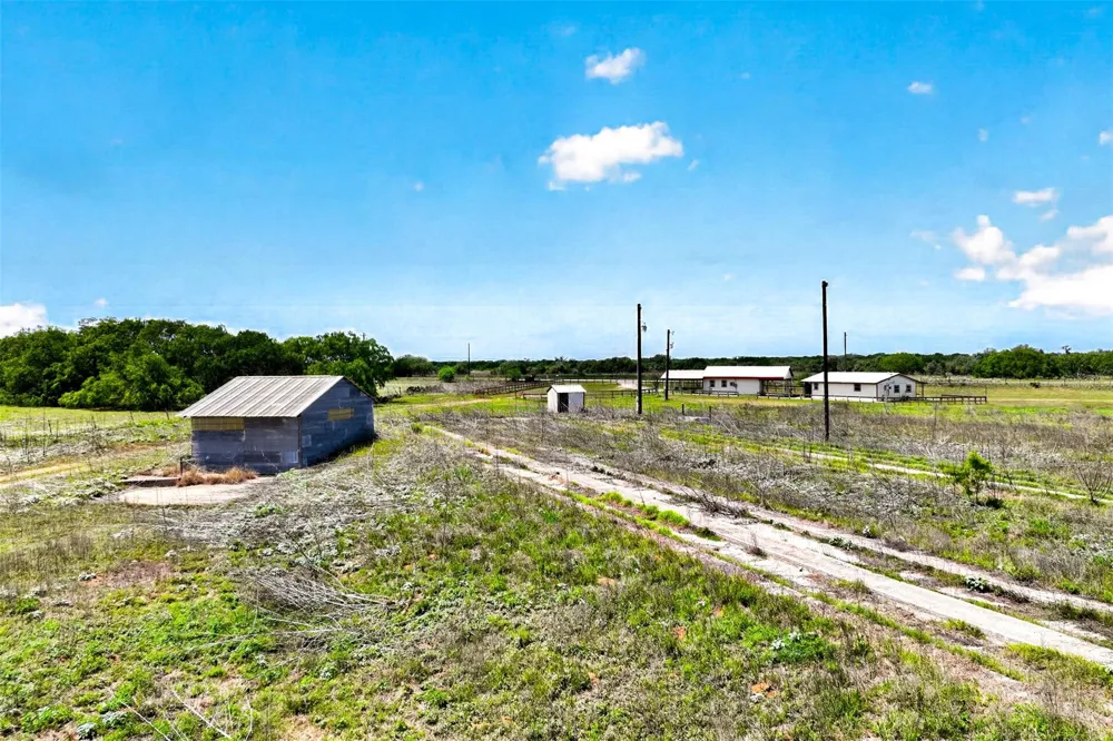 1763 Fm 108 Smiley, TX 78159