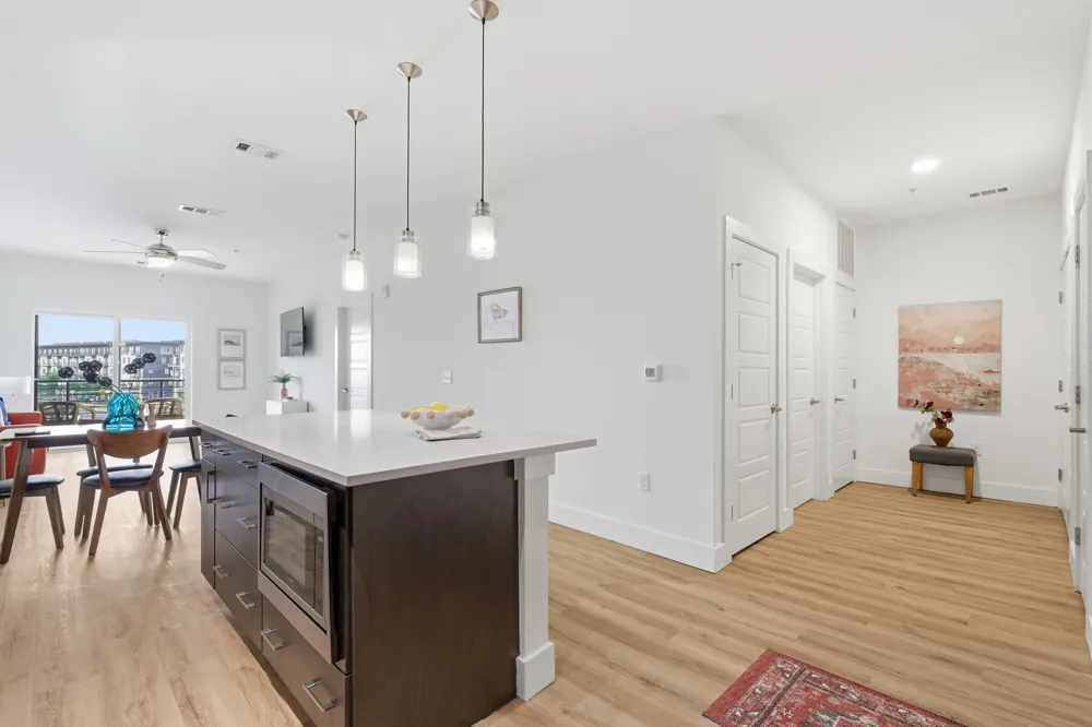 6444 Burnet Road #403 Austin, TX 78757