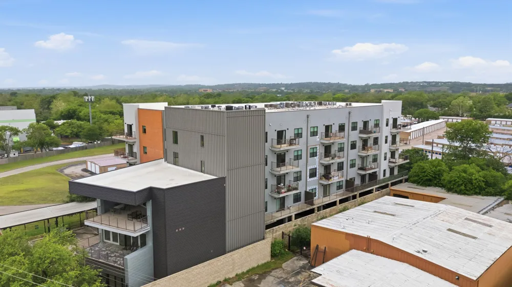 6444 Burnet Road #403 Austin, TX 78757