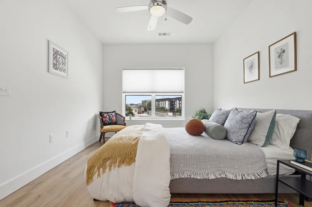 6444 Burnet Road #403 Austin, TX 78757