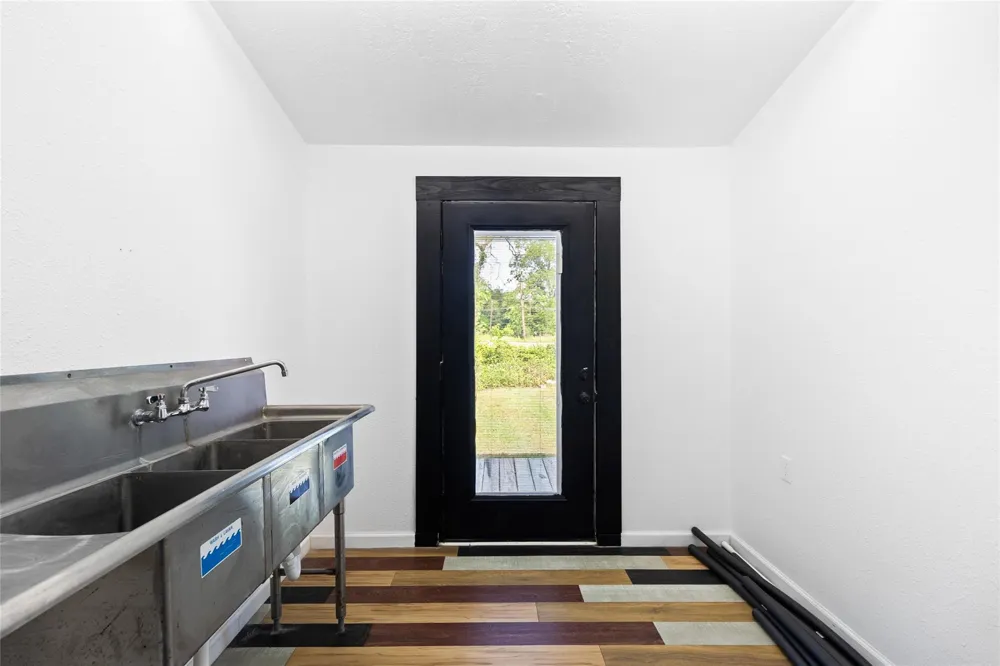 327 S Robb Street Trinity, TX 75862